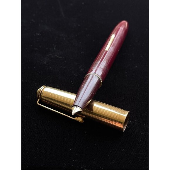 1950's Gold Cap Windsor Fountain Pen Lever Fill Gold Cap Maroon Barrel 14K Nib - Picture 2 of 7